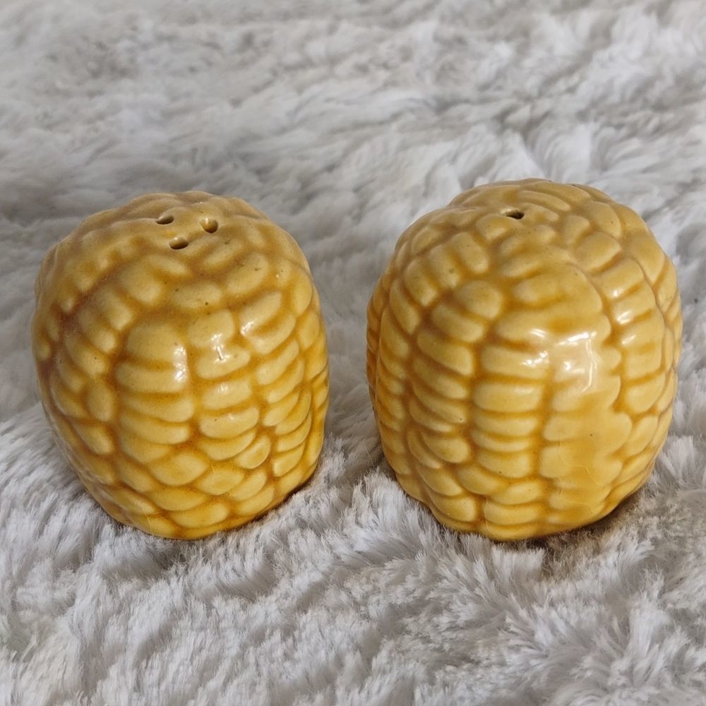 Vtg. Corn on the Cob Salt & Pepper Shakers